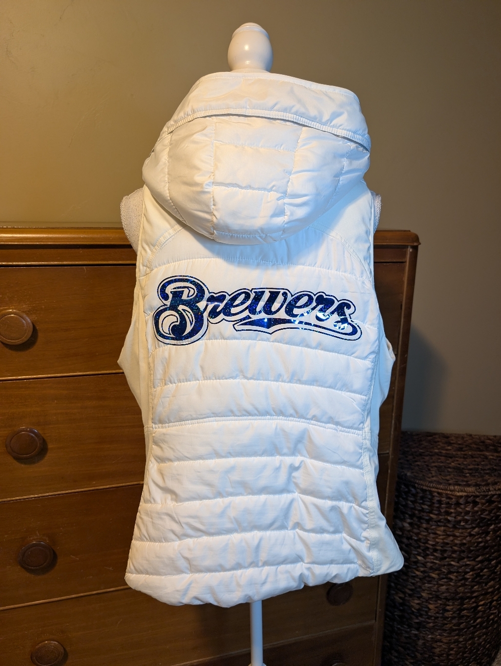 Milwaukee Brewer Classic Logo White Zip up Hooded Vest Size XXL - Picture 7 of 12